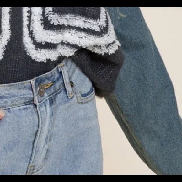 NWT🏷️// Boyfriend Sweater 🩵🩵 - Picture 5 of 5